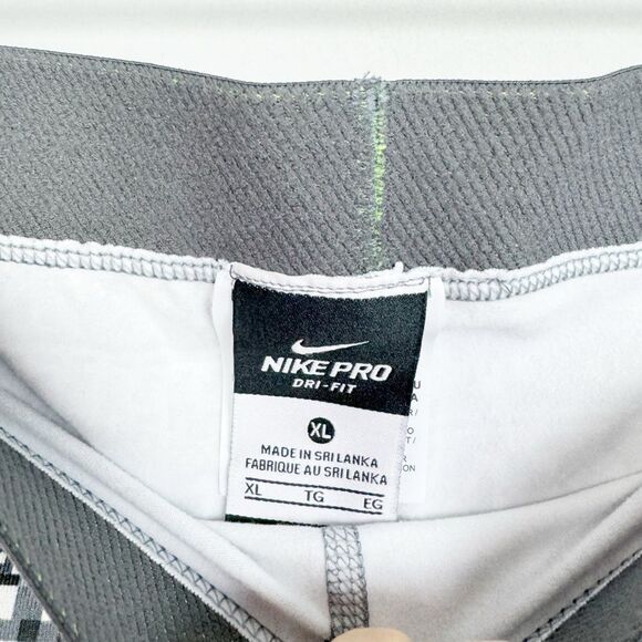NIKE PRO | 8 Bit Dri Fit Full Length Gray & White Leggings Women’s Size X-Large - Picture 7 of 10